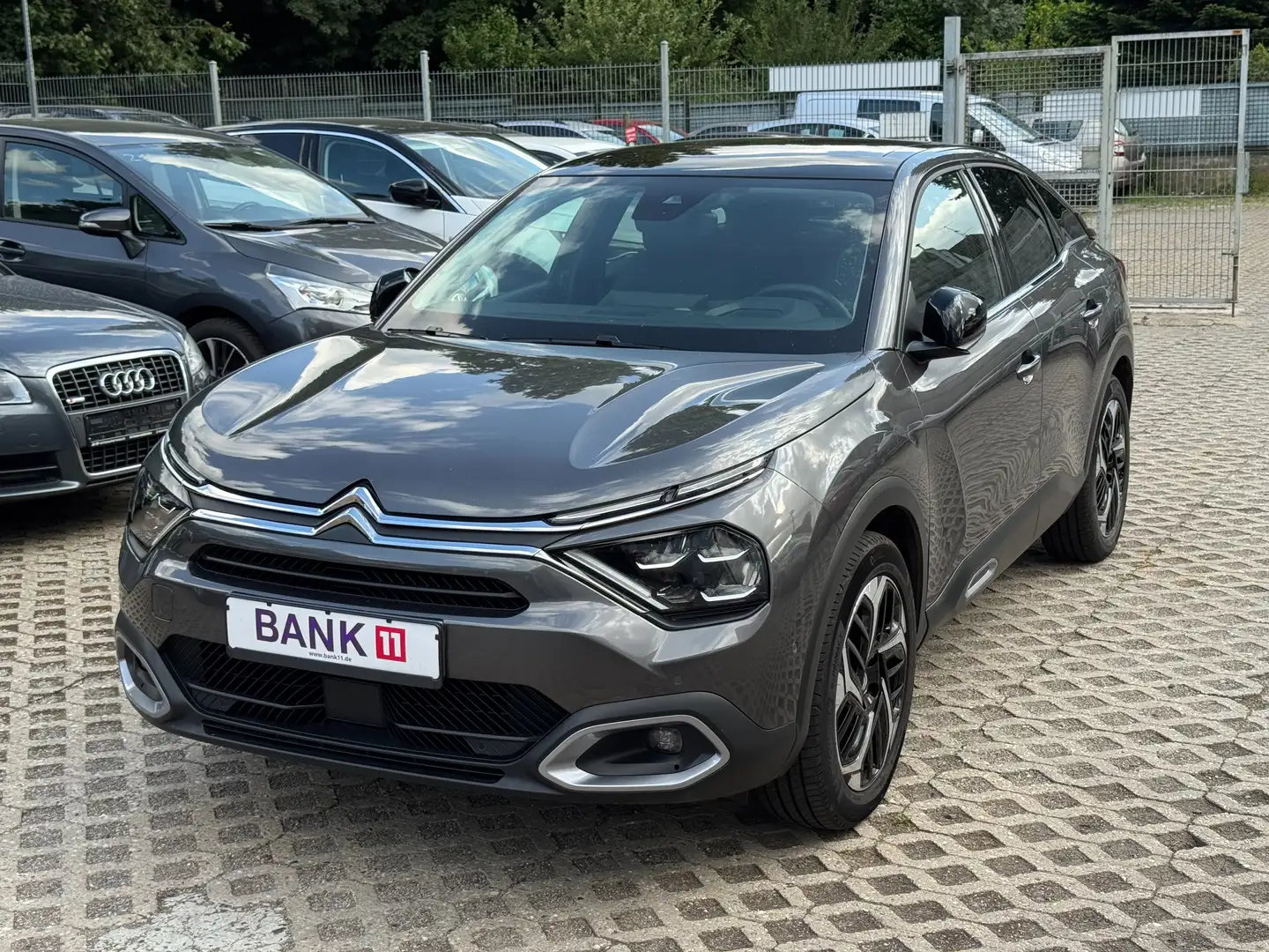 Citroen C4 1,2i*Vollleder*Sitzheizung*Panorama* Grijs - 1
