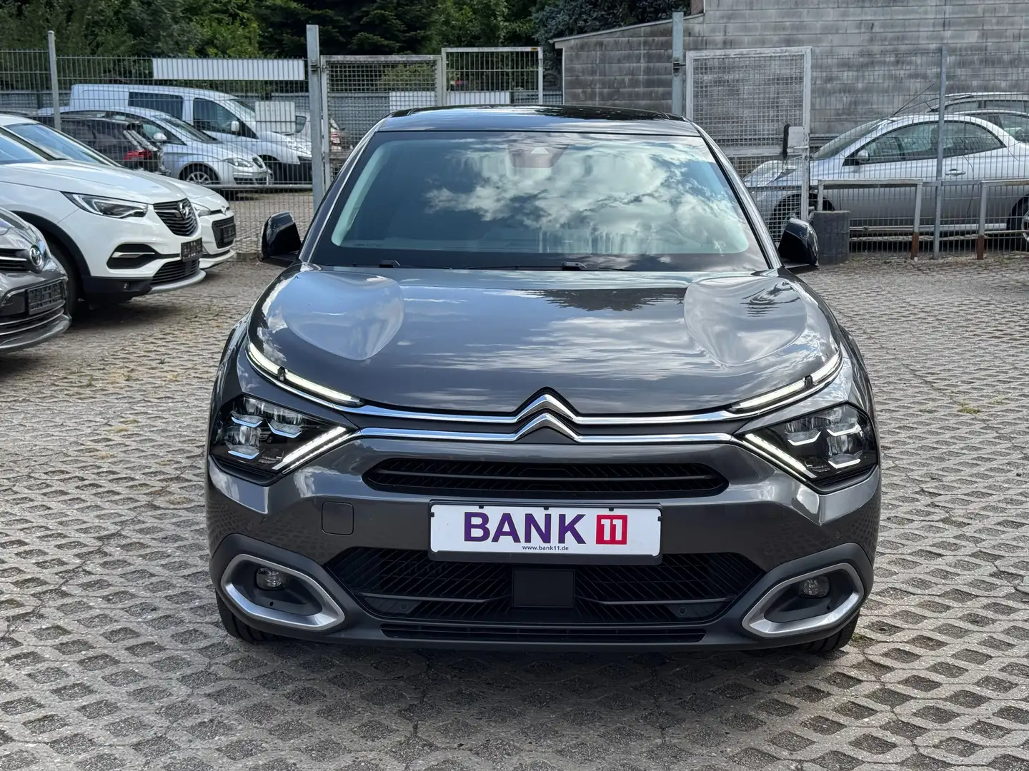 Citroen C4 1,2i*Vollleder*Sitzheizung*Panorama* Grijs - 2