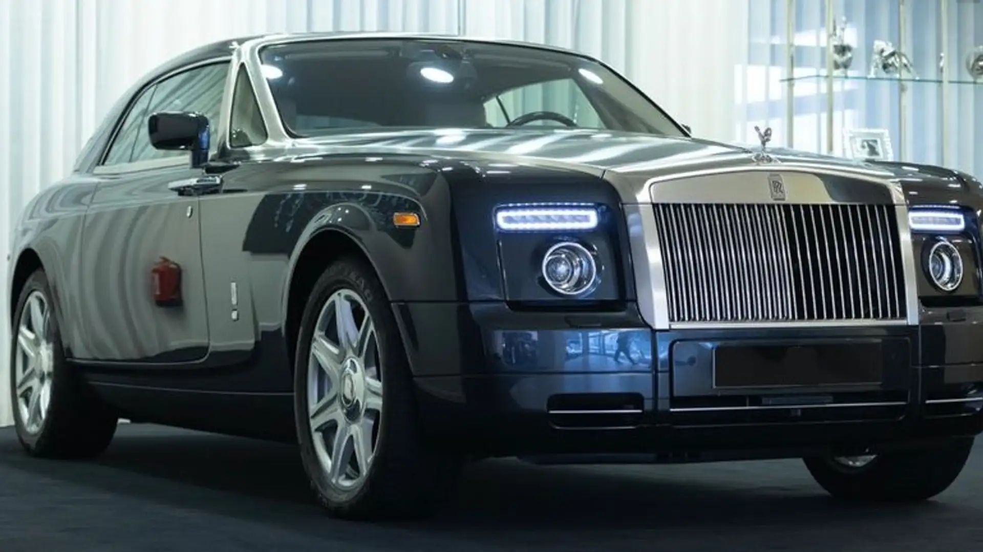 Rolls-Royce Phantom Coupé Grey - 2