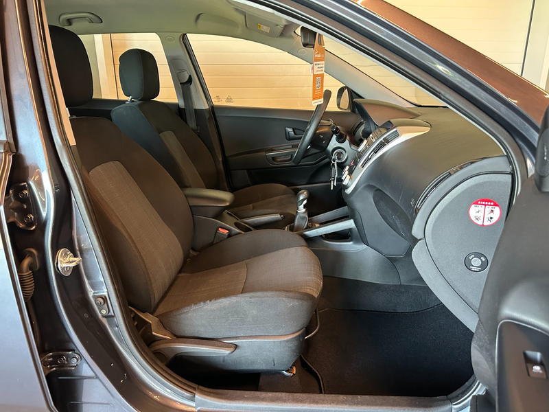 Kia Ceed / cee'd 1.4 CVVT X-tra-uitv|AIRCO|TREKHAAK|ISOFIX|PARKEERS — photo 4