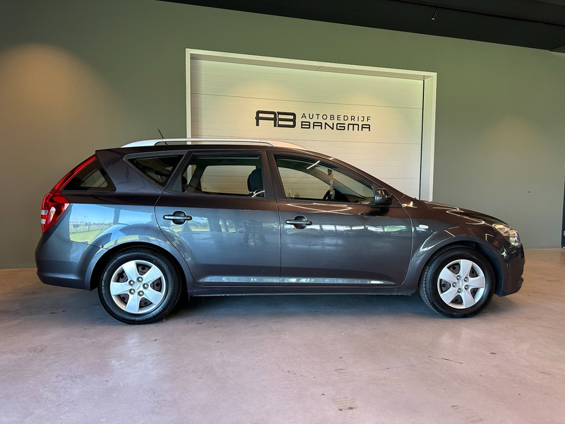 Kia Ceed / cee'd 1.4 CVVT X-tra-uitv|AIRCO|TREKHAAK|ISOFIX|PARKEERS — photo 2