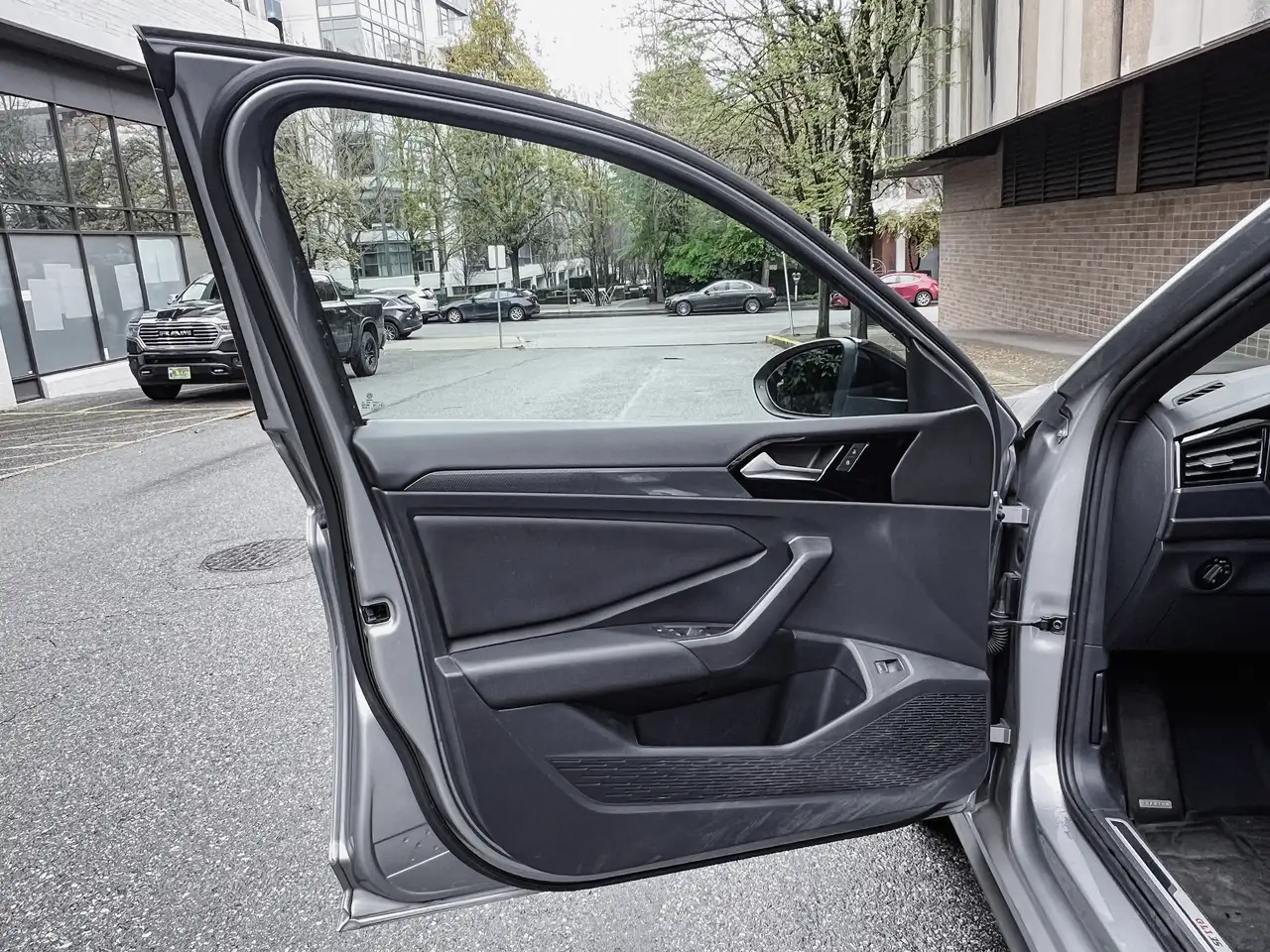 Volkswagen Jetta снимка Volkswagen Jetta