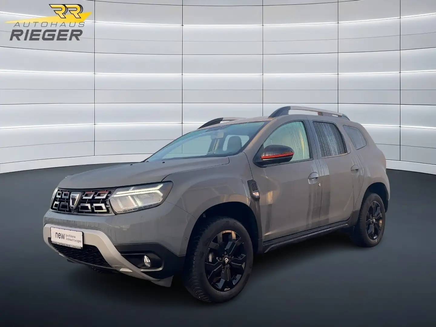 Dacia Duster Extreme TCe 130 Szürke - 1