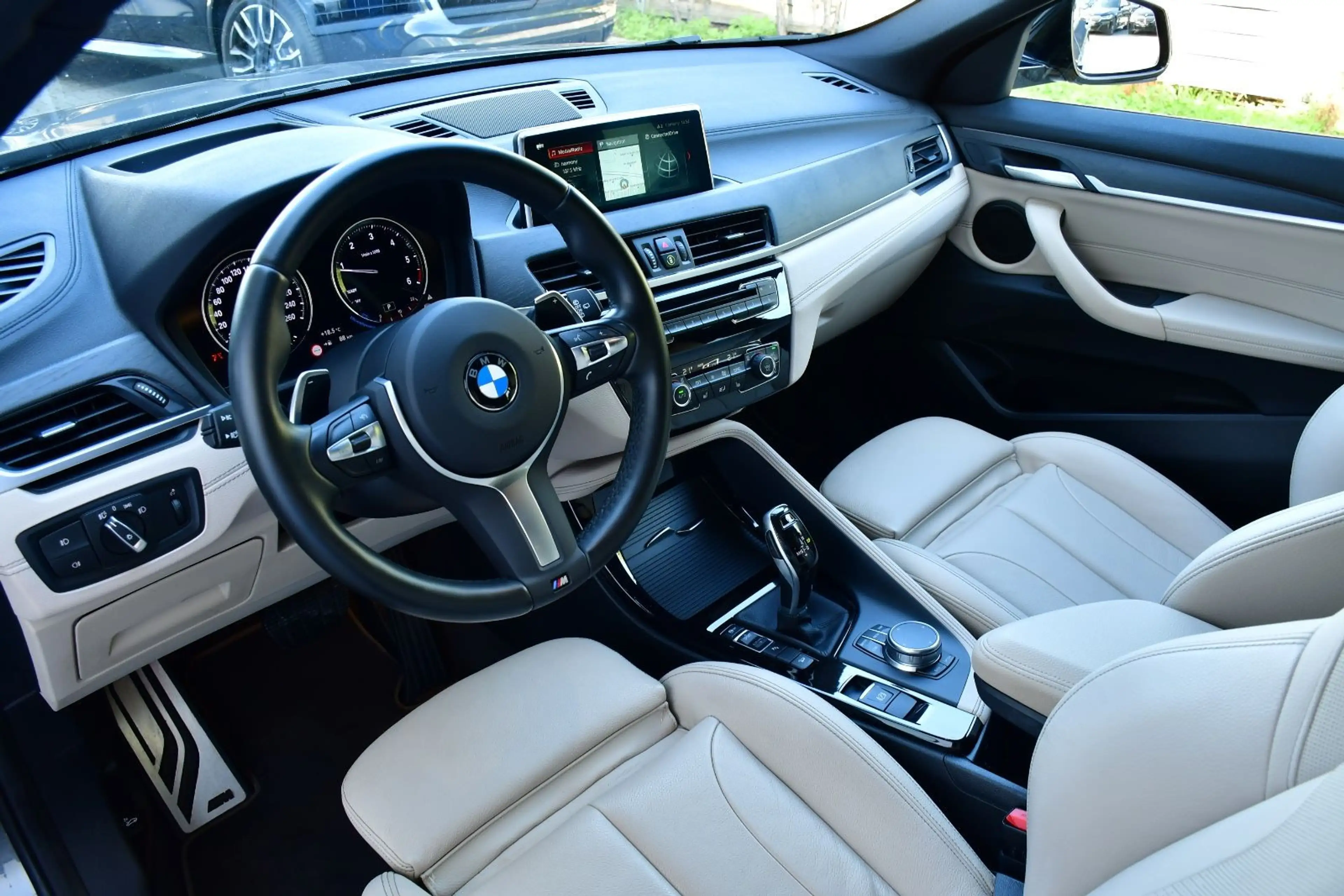 BMW X2 xDrive 20d M Sport Paket X HeadUp Memory LED — photo 12