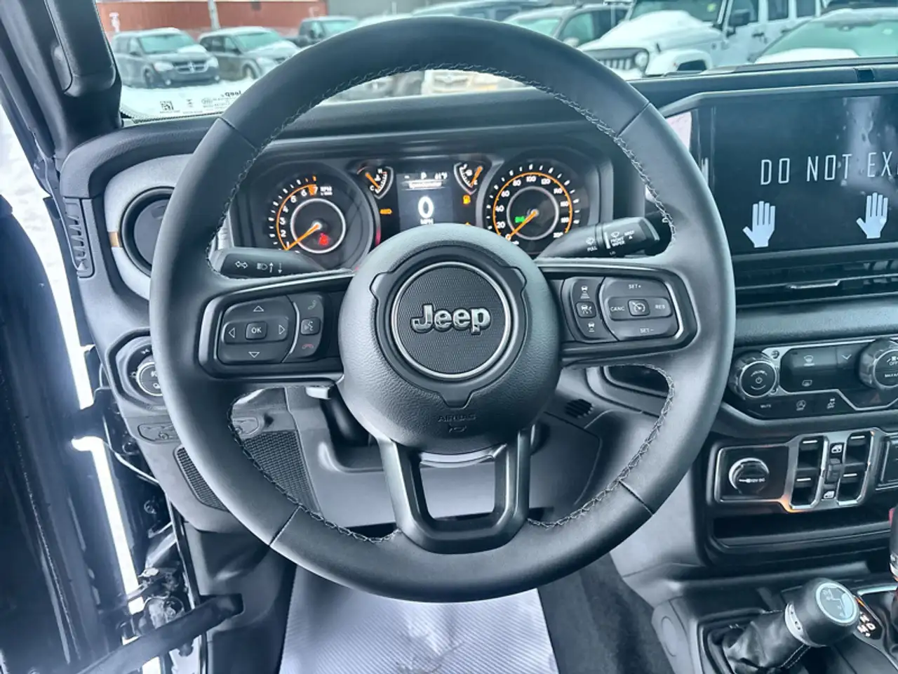 Jeep Gladiator снимка Jeep Gladiator