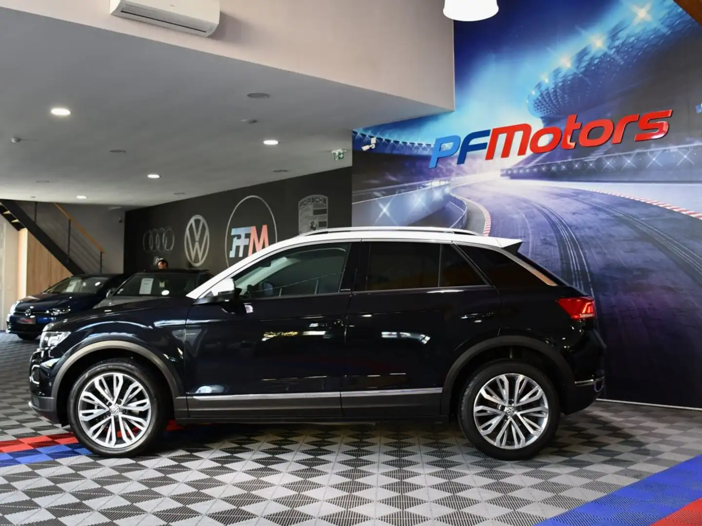 Volkswagen T-Roc IQ Drive 1.5 TSI 150 DSG GPS Virtual Caméra ACC Car Play Rear Front Hayon Attelage JA 18 Wit - 2