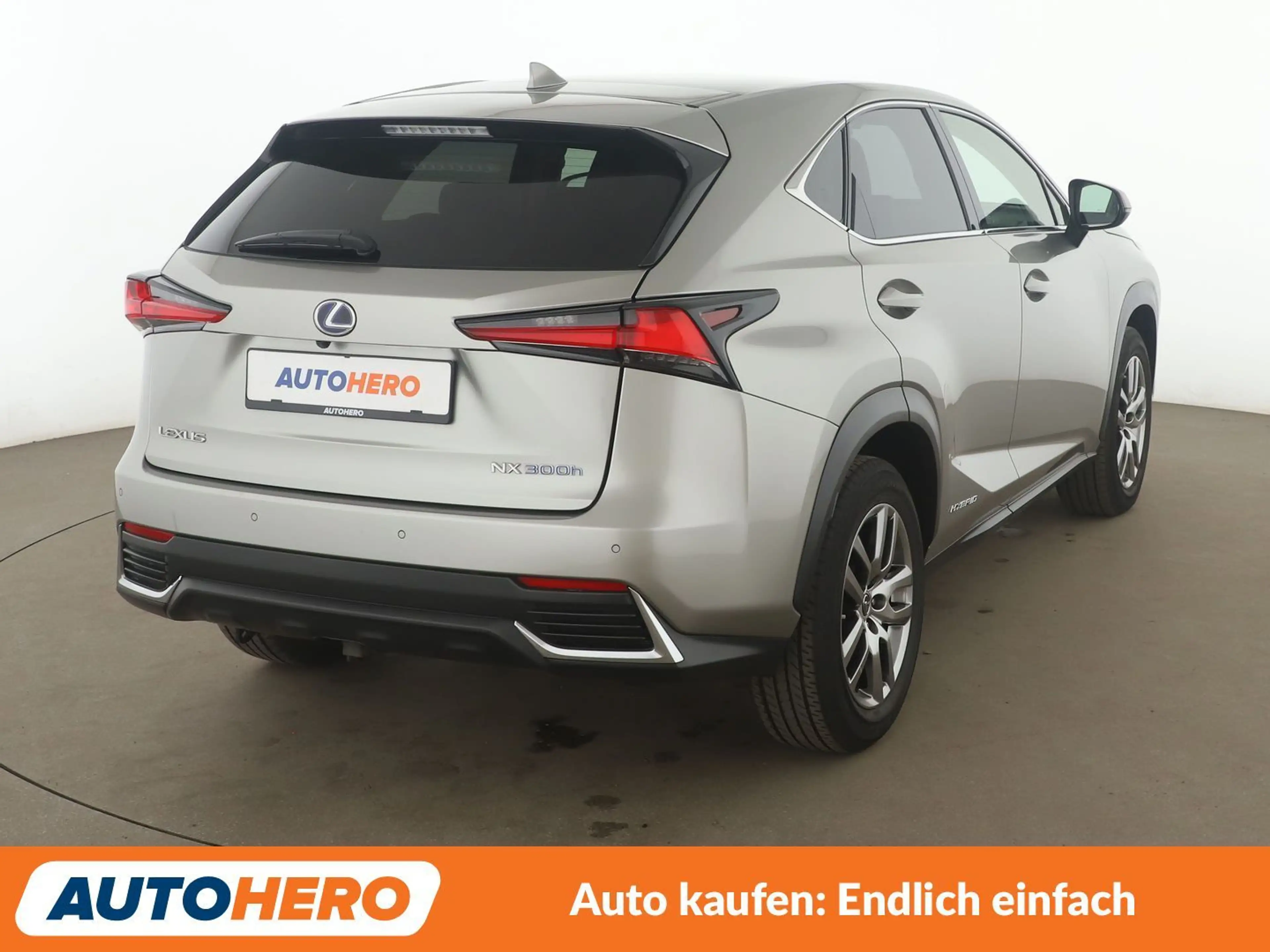 Lexus NX 300h NX 300h E-Four Executive Line Aut.*NAV*LED*CAM*PDC — photo 6