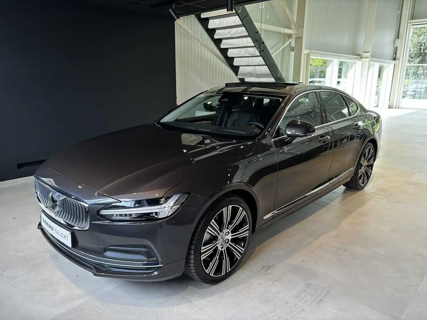 Volvo S90 Plus, B4 Mild hybrid, Benzine, Bright Grigio - 1
