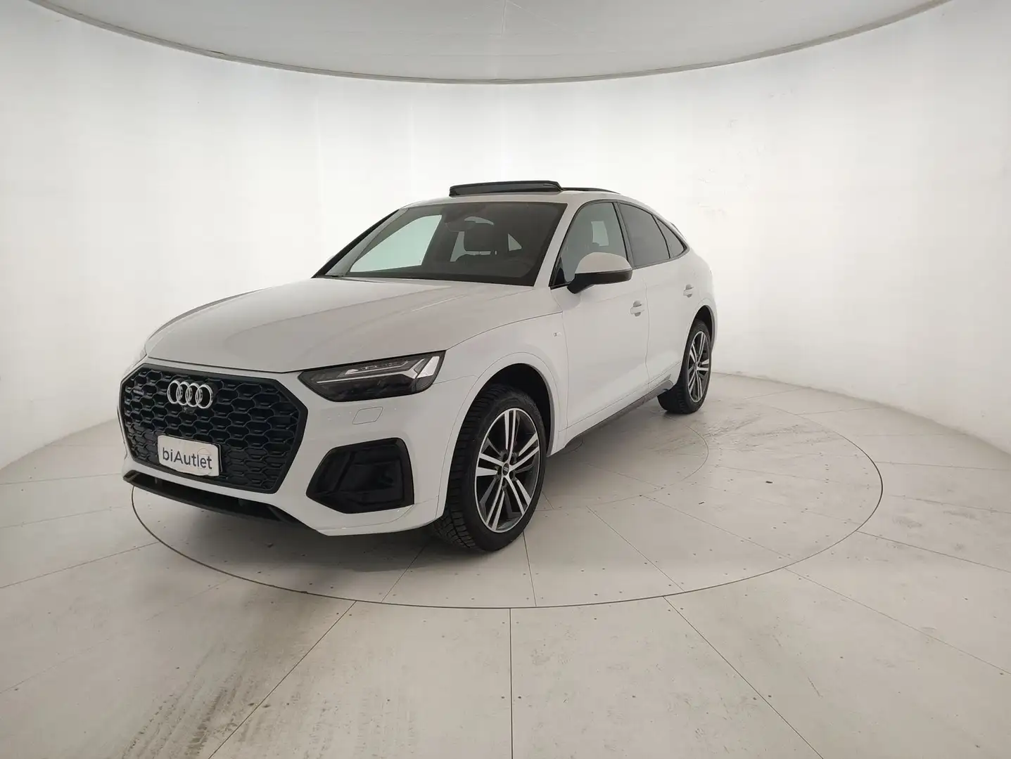 Audi Q5 Sportback 40 2.0 tdi mhev 12V S line Plus quattro Weiß - 1