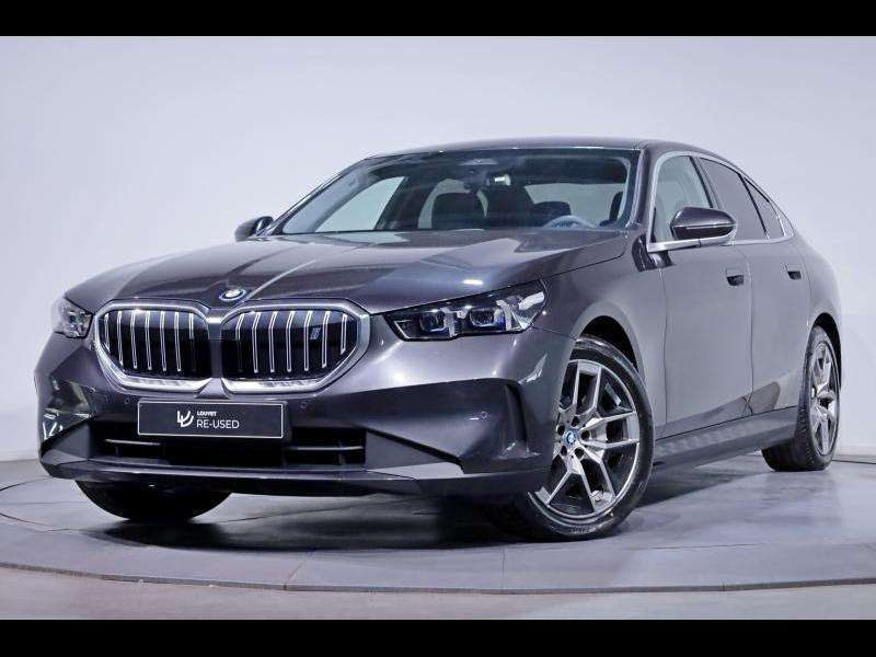 BMW i5