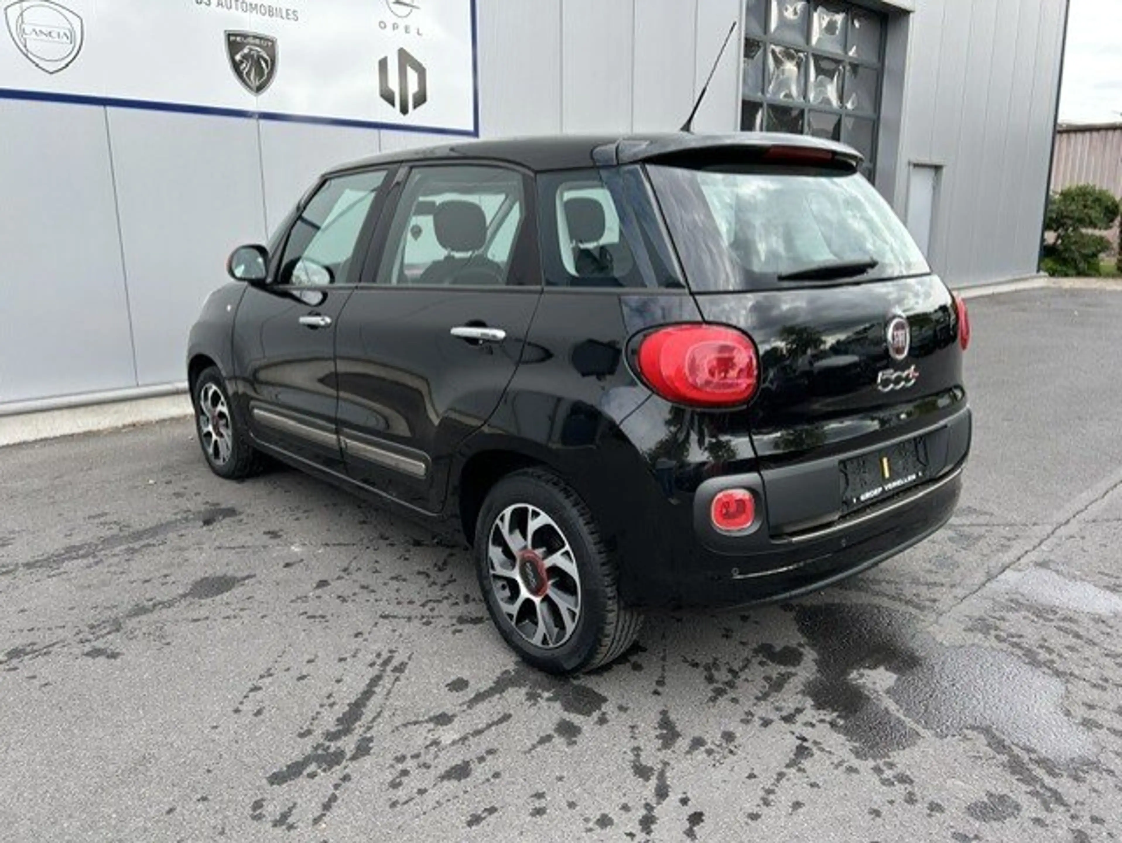 Fiat 500L 1.4i Lounge — photo 6