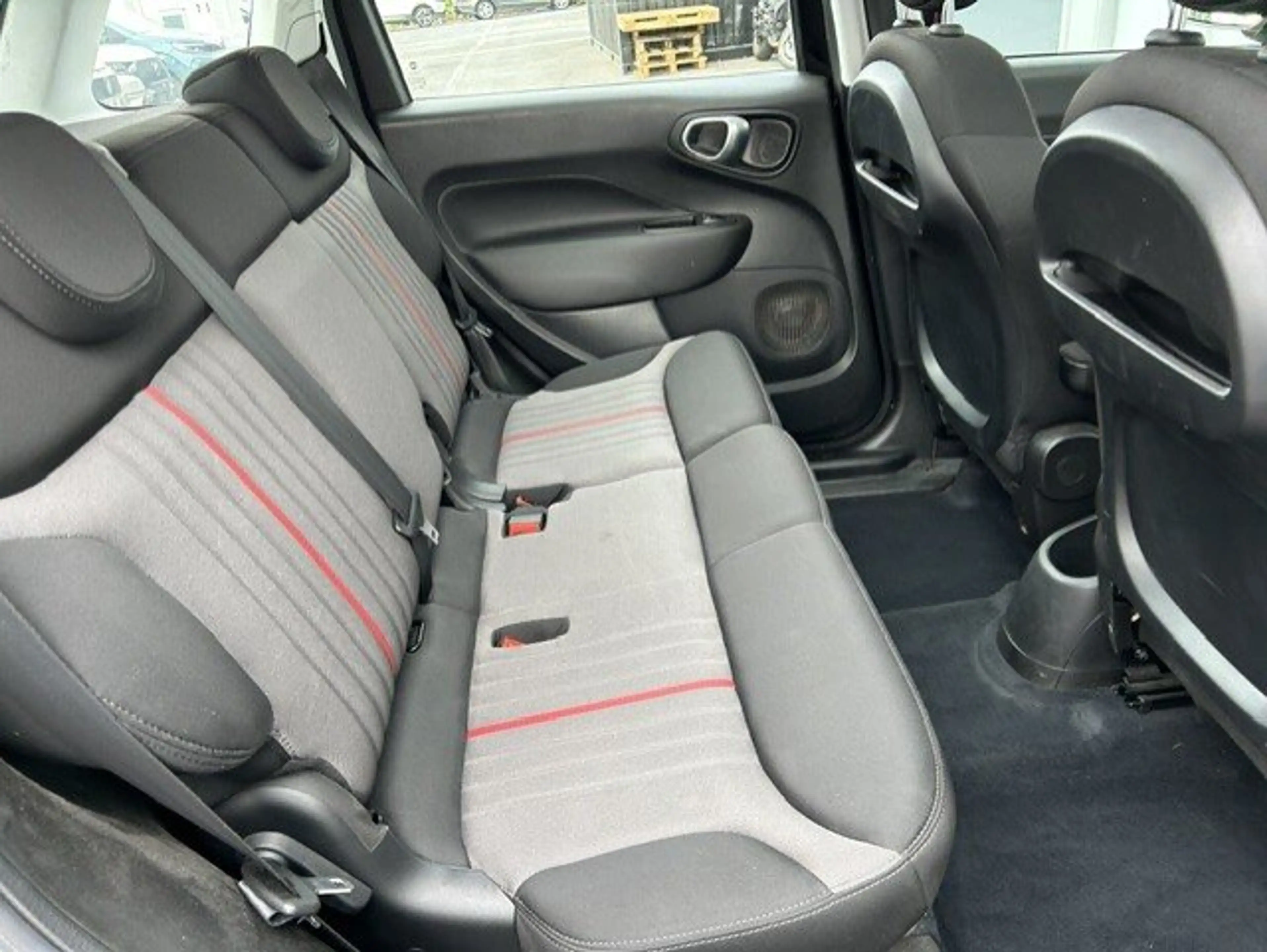 Fiat 500L 1.4i Lounge — photo 13
