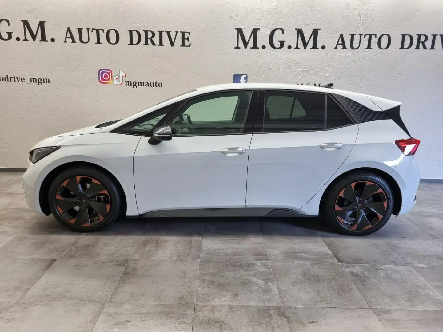 CUPRA Born 58kWh 204 CV Weiß - 2