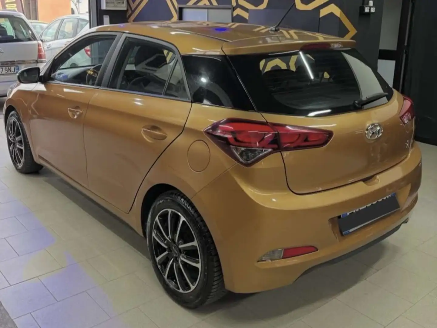 Hyundai i20 i20 5p 1.2 Comfort Gpl - 2