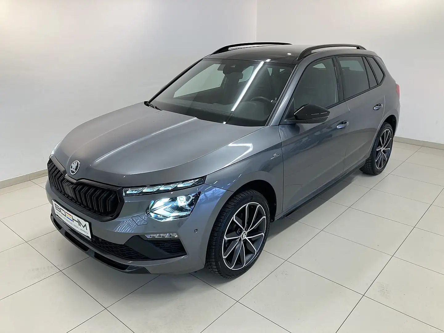 Skoda Kamiq **Monte Carlo** AHV schwenkbar DSG.7 Grijs - 1