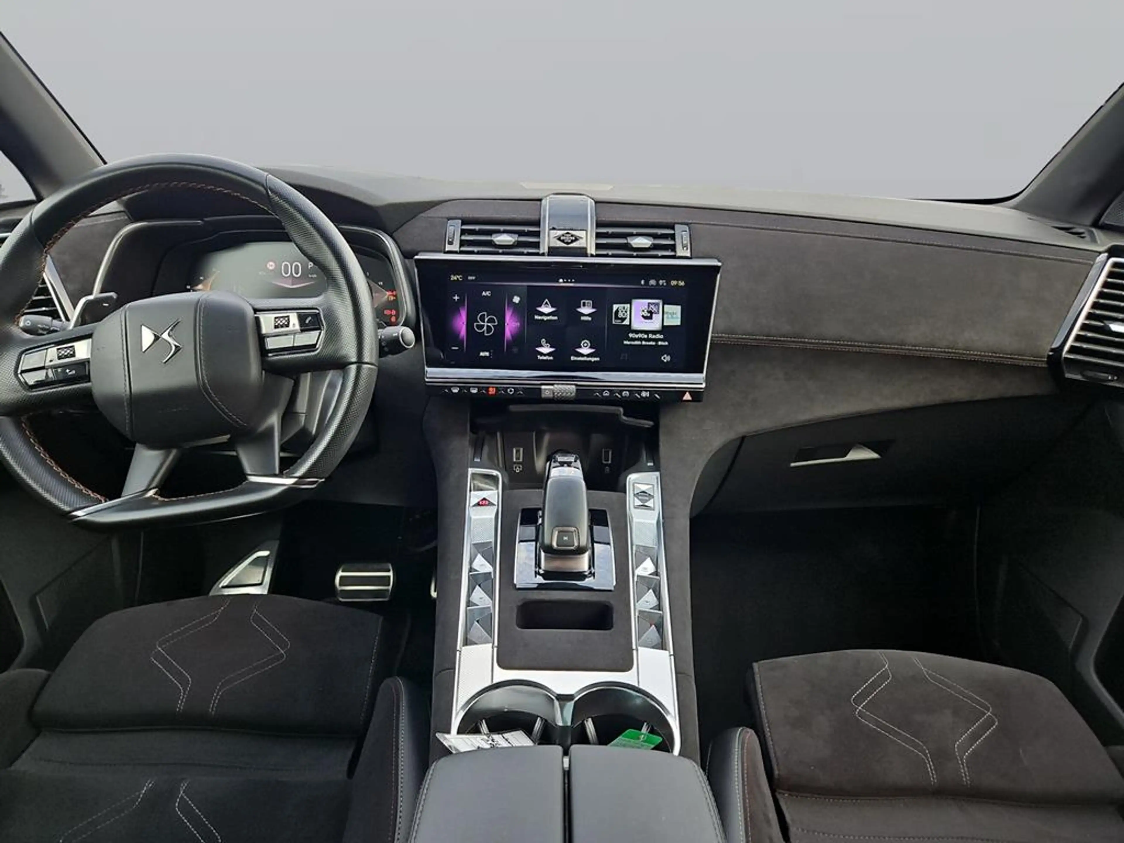 DS Automobiles DS 7 Performance Line + — photo 9