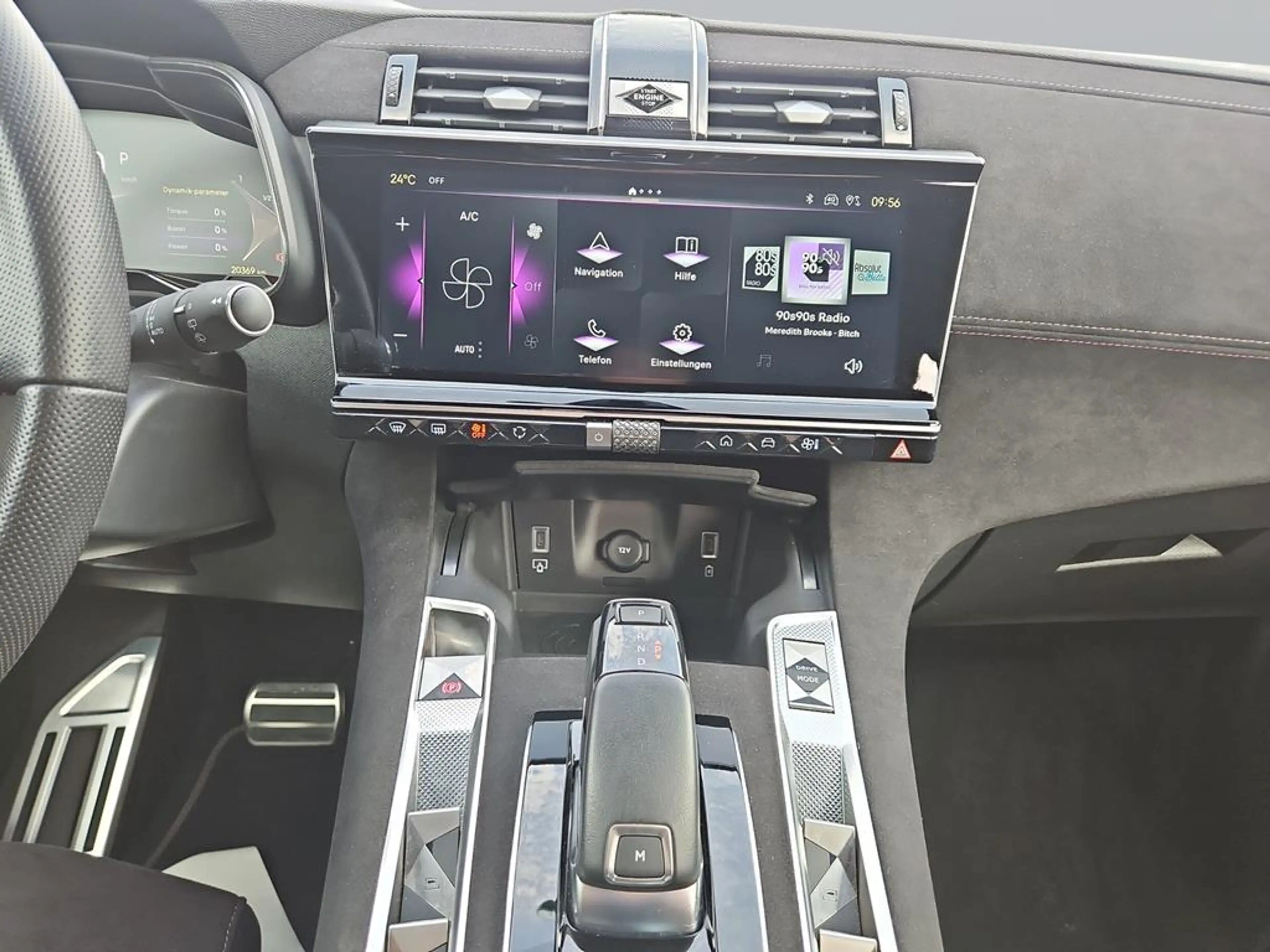 DS Automobiles DS 7 Performance Line + — photo 11