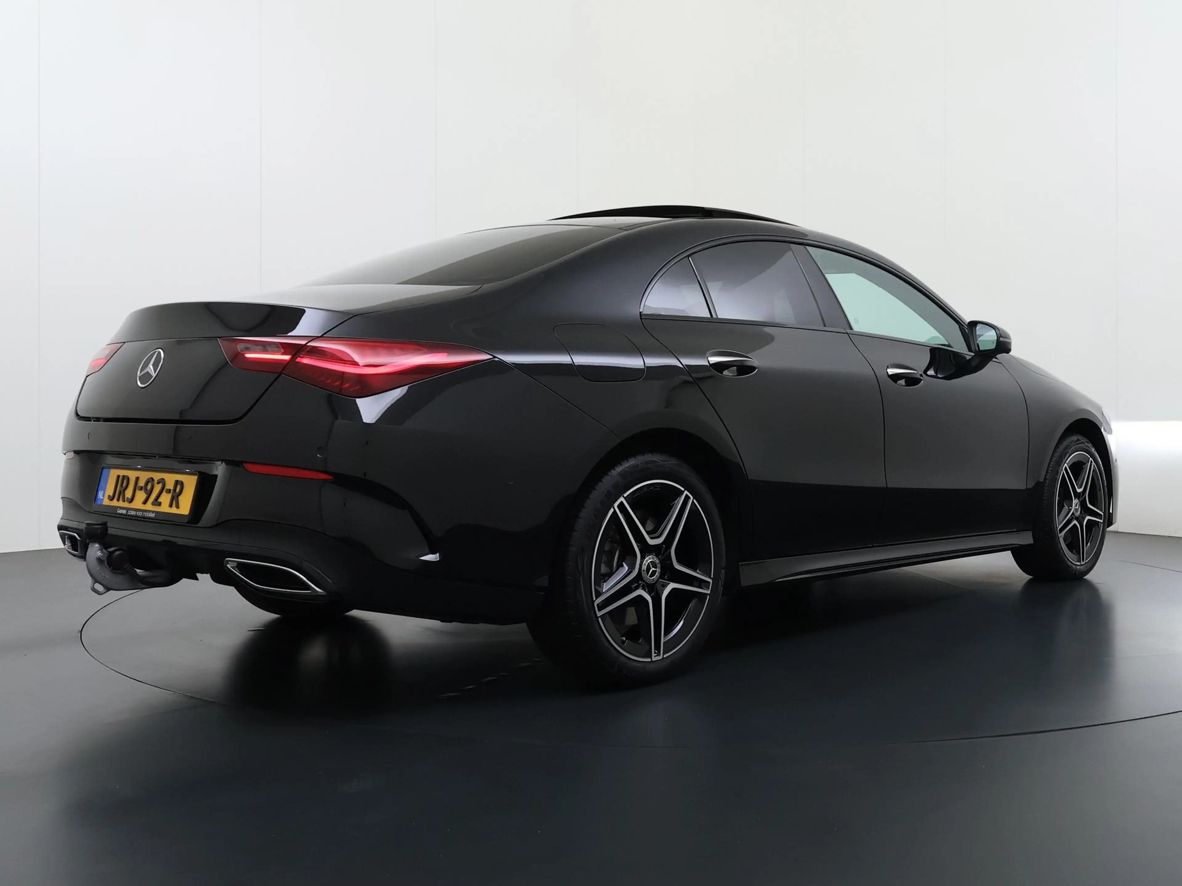 Mercedes-Benz CLA 250 e Business Solution AMG | Trekhaak | Pano | Memory — photo 5