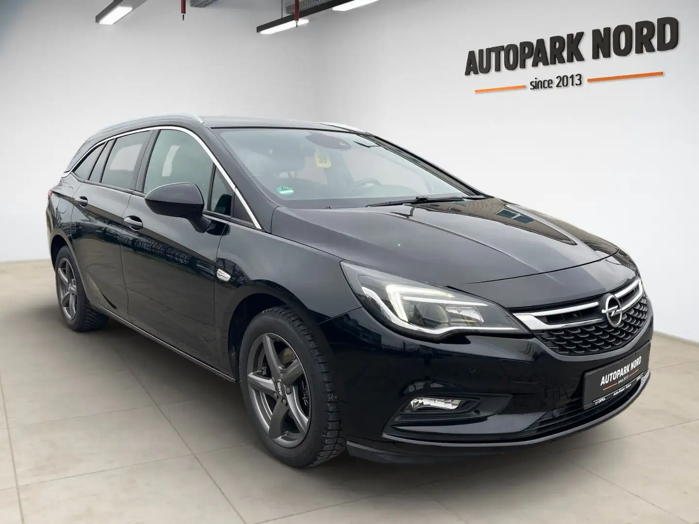 Opel Astra K ST Dynamic/KAMERA/SHZ/TEMP/NAVI/PDC Schwarz - 2
