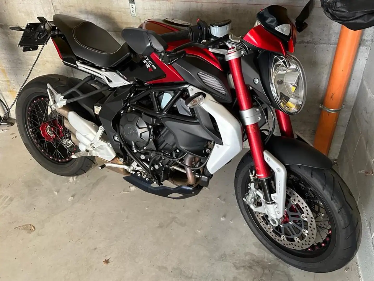 MV Agusta Brutale 800 800 Dragster RR Colorazione limitata Nero - 2