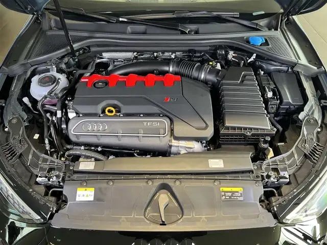 Audi RS3 view 11