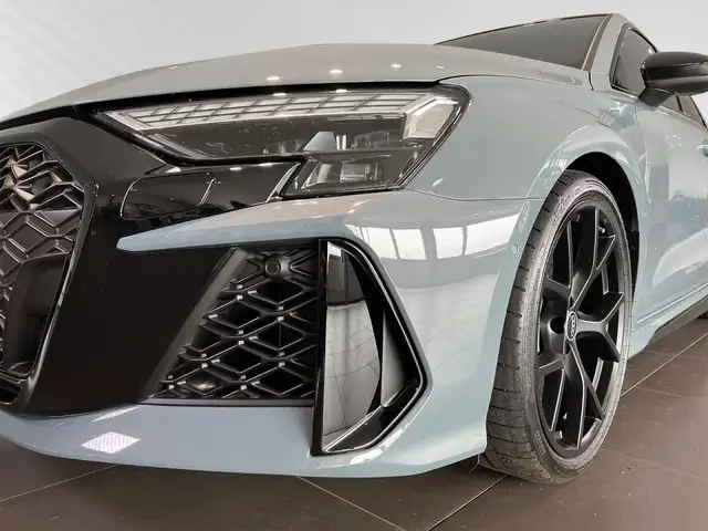 Audi RS3 view 6