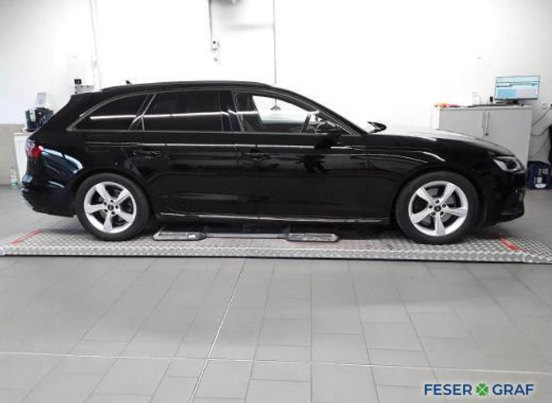 Audi A4 Avant 35 TDI HUD,Matrix,Navi+,Pano,Kamera,Sportsit — photo 5