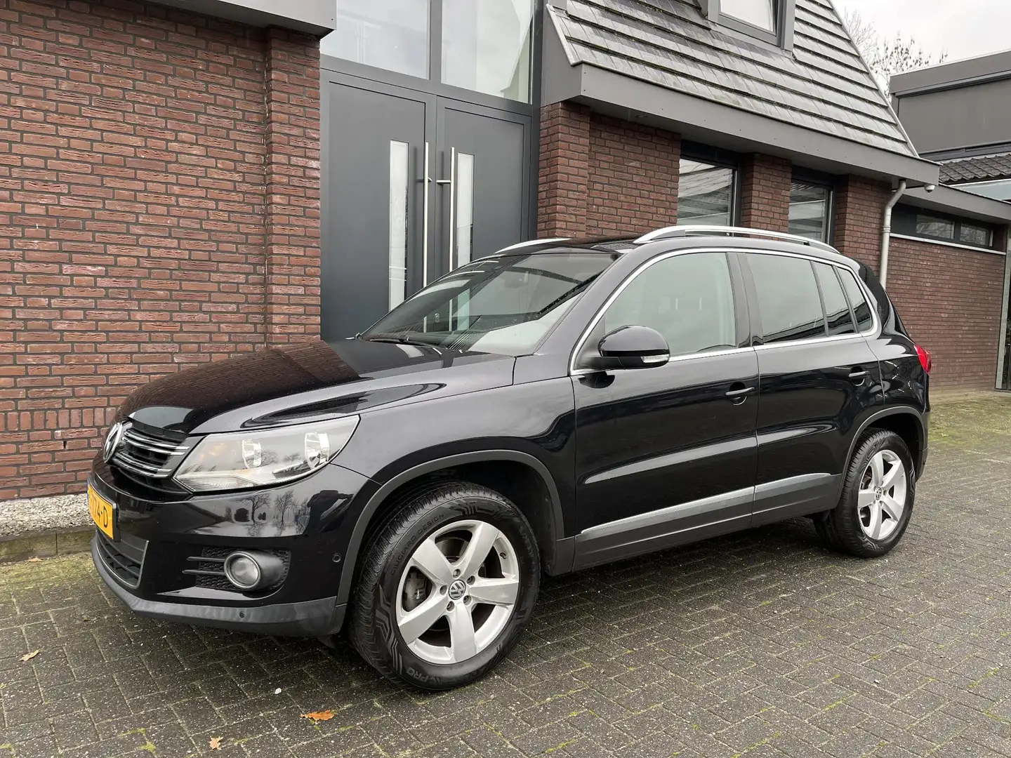 Volkswagen Tiguan 1.4 TSI Sport&Style NIEUWE APK | TREKHAAK INKLB.| Noir - 1