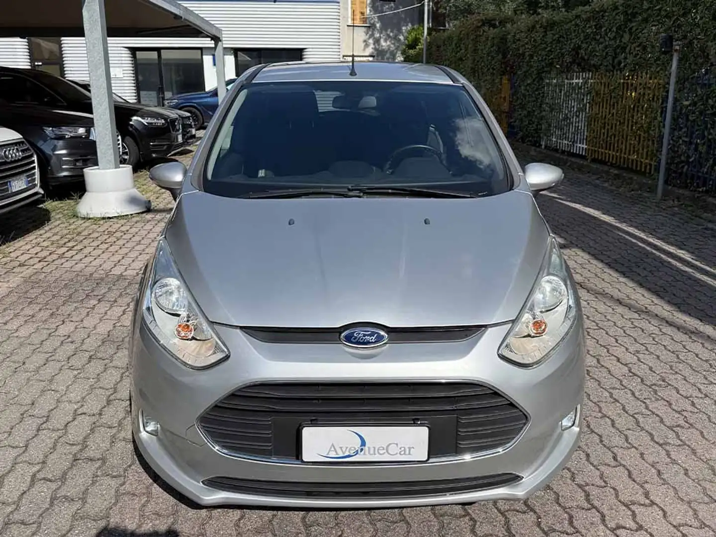 Ford B-Max 1.5 tdci E6 Plus UNICO PROPRIETARIO SENSORI POST. Plateado - 2