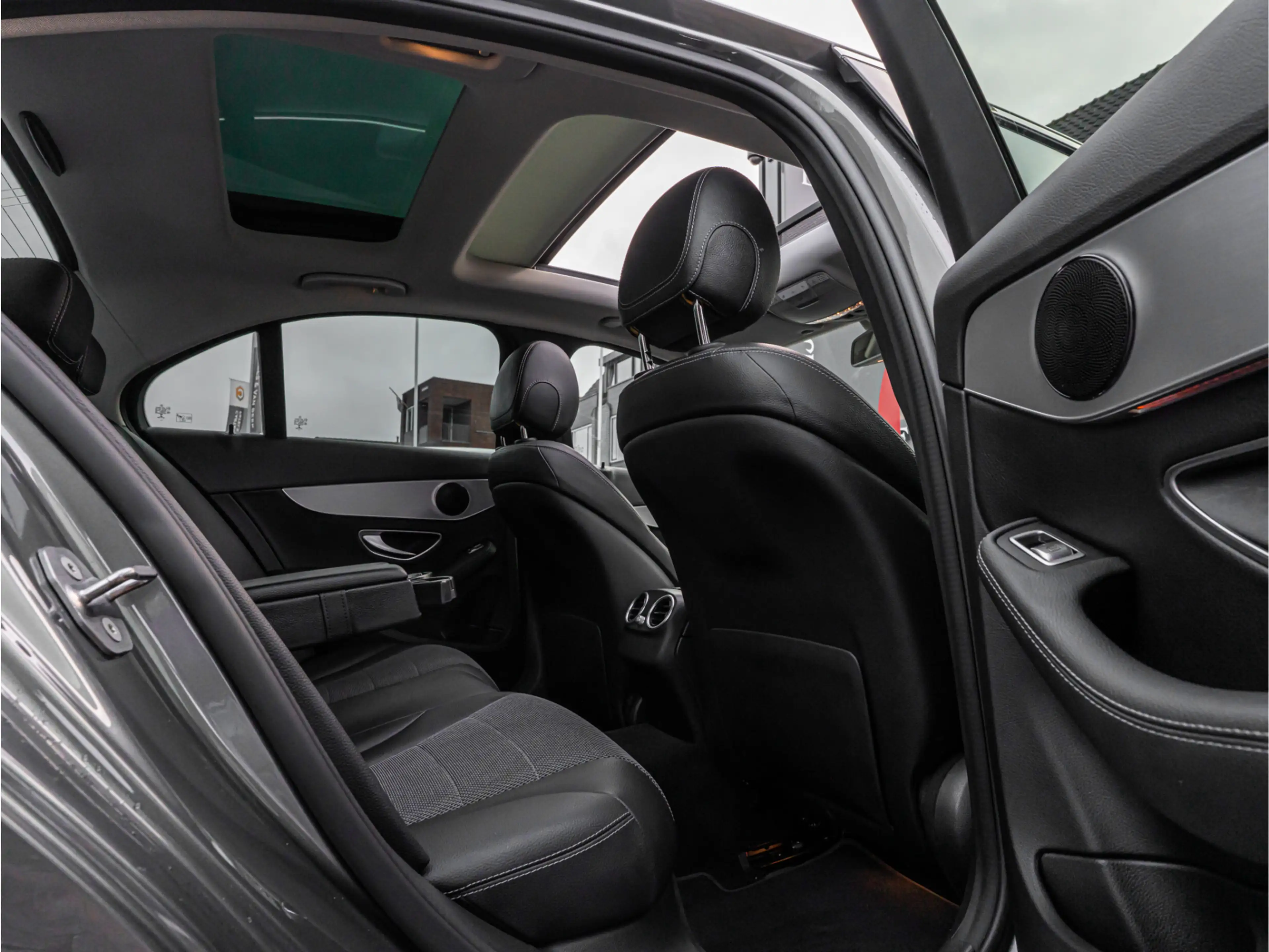 Mercedes-Benz C 350 e Lease Edition PANO 360 CAMERA TREKHAAK ELEK STOE — photo 21
