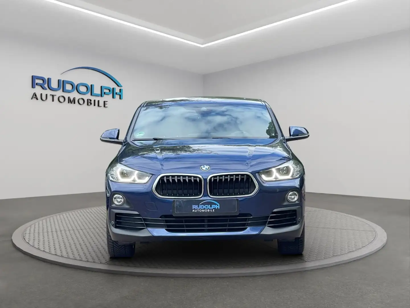 BMW X2 2.0i AUTOMATIK NAVI PANORAM 4-SEASON GARANTIE Bleu - 2