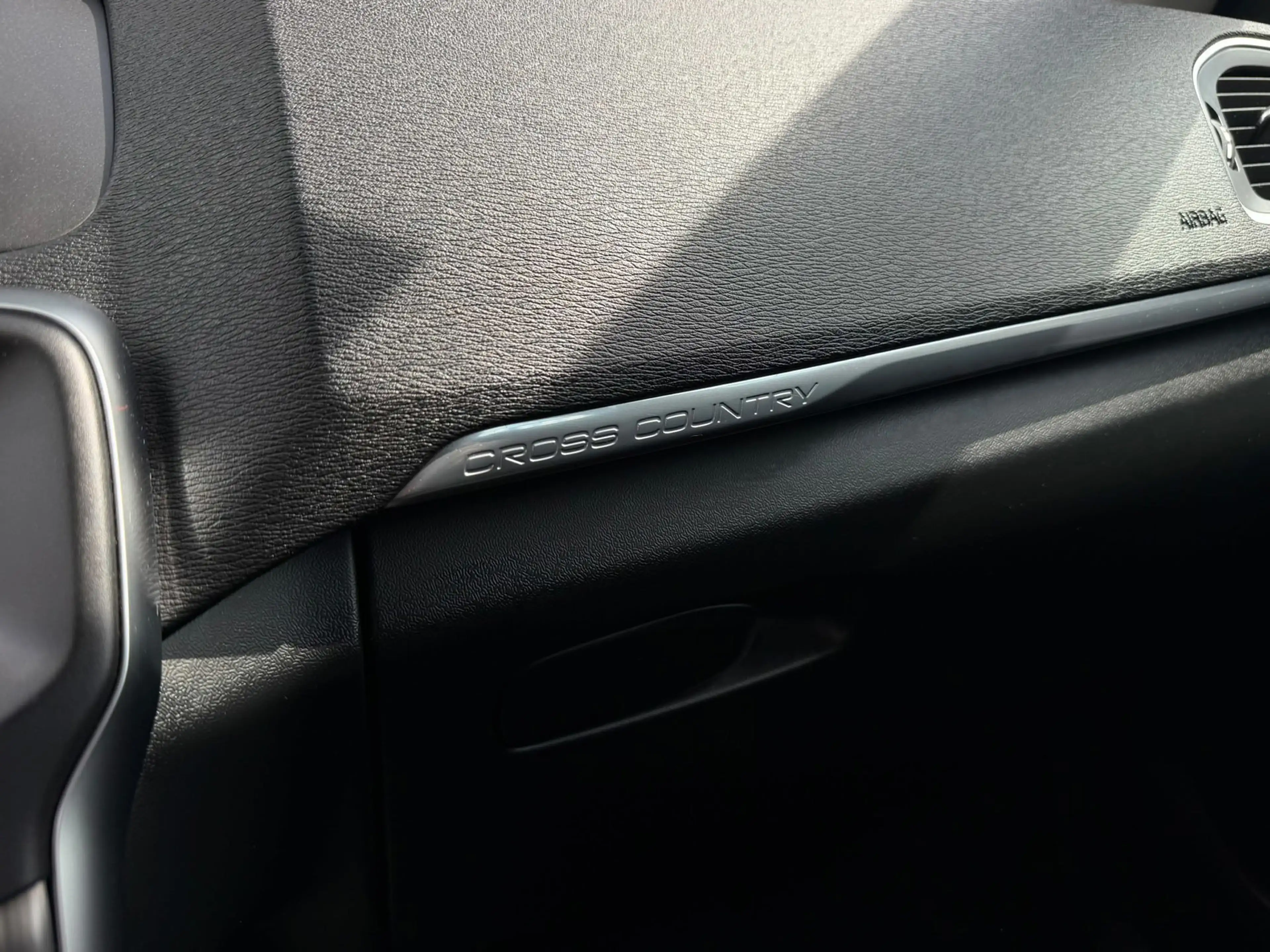 Volvo V40 Cross Country 1.5 T3 Momentum Automaat zeer netjes navigatie par — photo 14