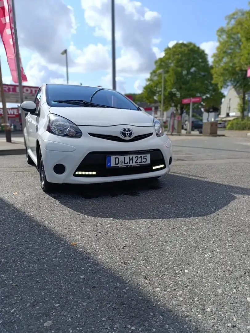 Toyota Aygo Cool - 1