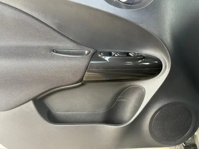 Nissan Juke view 11