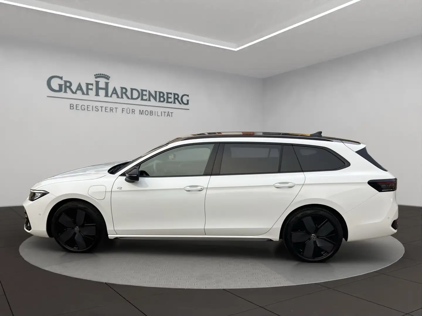 Volkswagen Passat Variant R-Line eHybrid DSG AHK DCC Weiß - 2