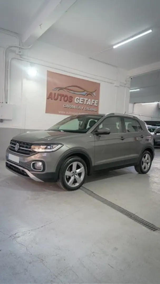 Volkswagen T-Cross 1.0 TSI Sport 81kW Gris - 1