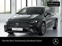 Mercedes-Benz CLA 180 AMG Pano LED Kamera Spurhalt Ass PTS Sitzh