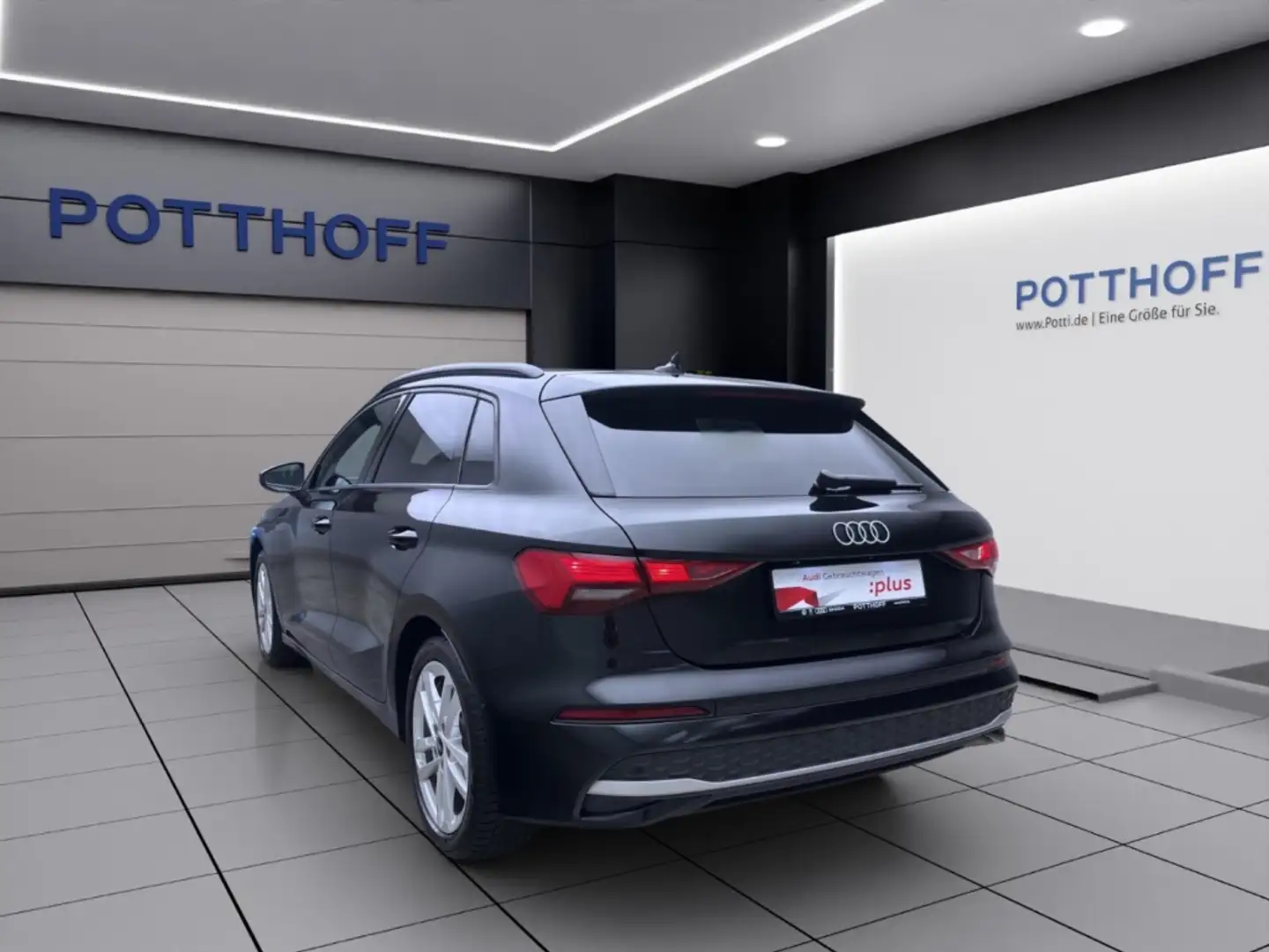 Audi A3 Sportback 30 TFSI BUSINESS NAVI SONOS HuD LM17 Schwarz - 2