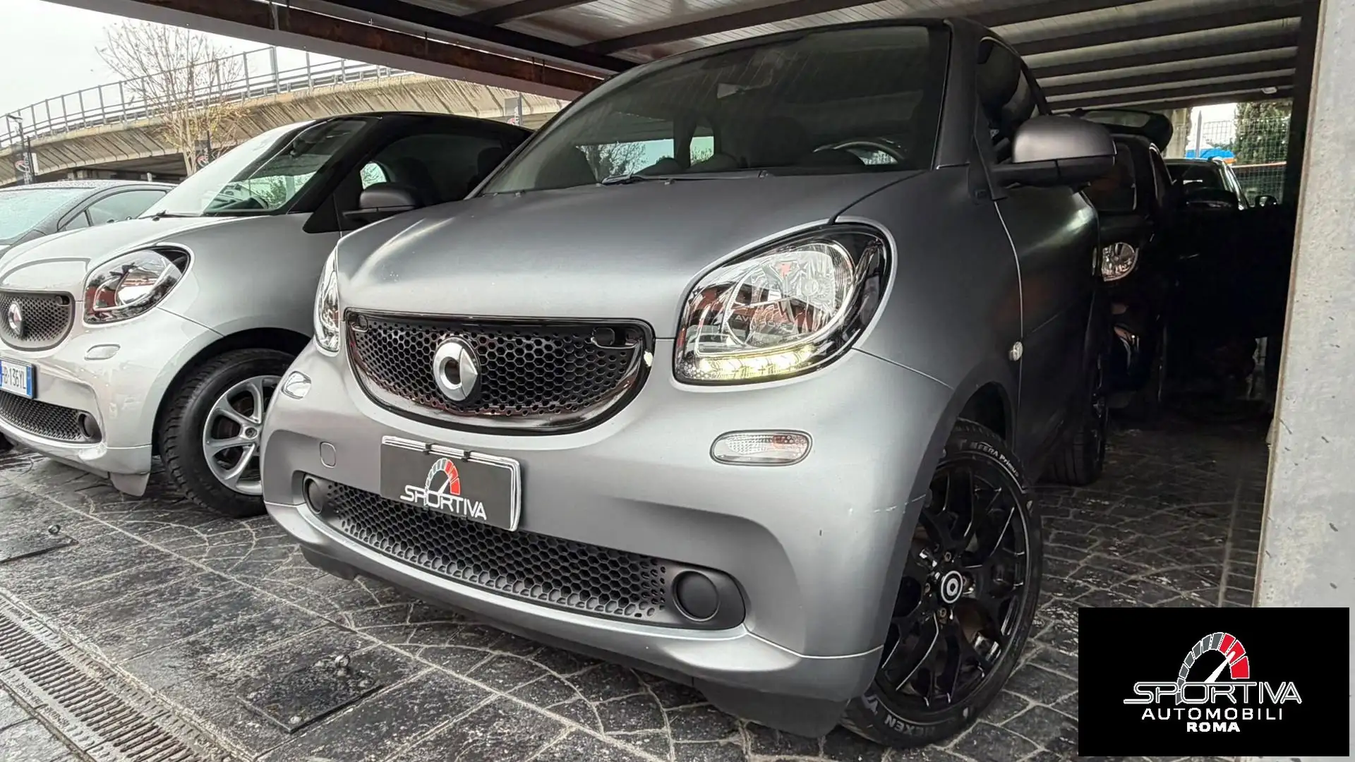 smart forTwo PACCHETTO SPORT OPACA RATA MENSILE 195,00 EURO fo Grau - 1