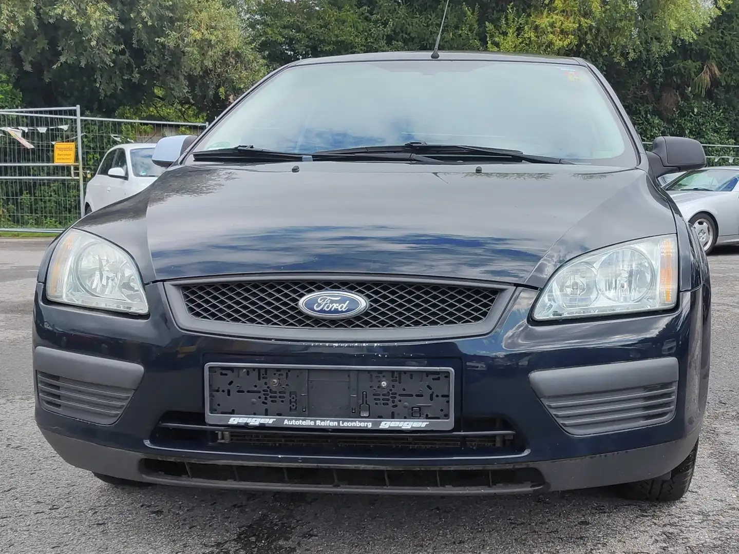Ford Focus Trend Blau - 2