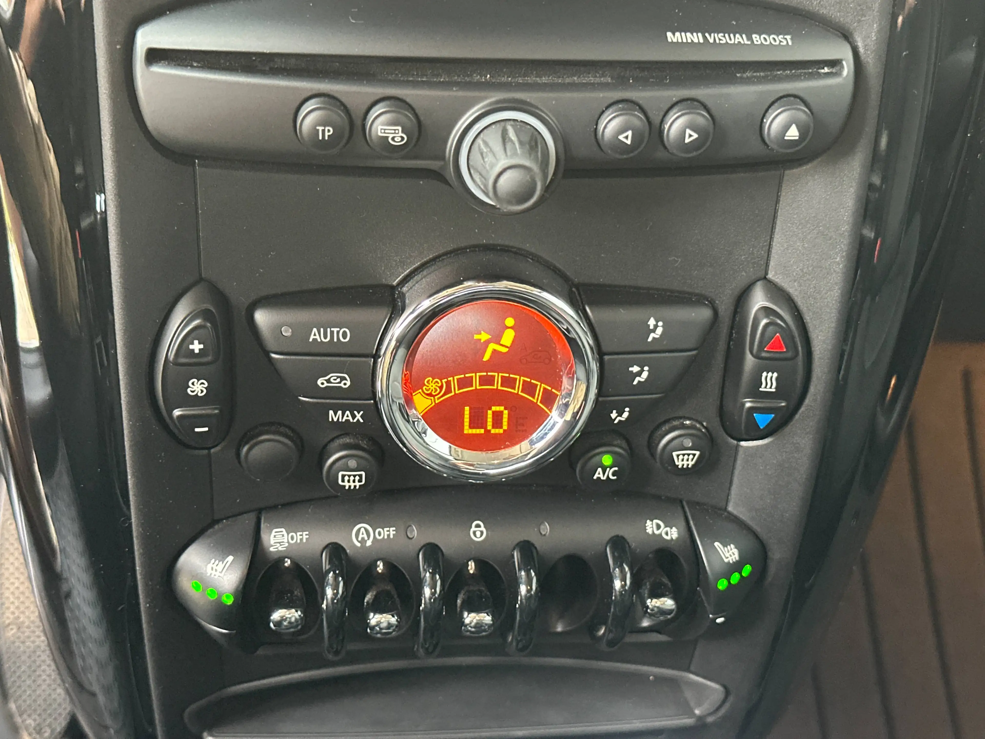MINI One Countryman Mini 1.6i One Countryman Wit Xenon 5d Airco Stoelverw. — photo 5