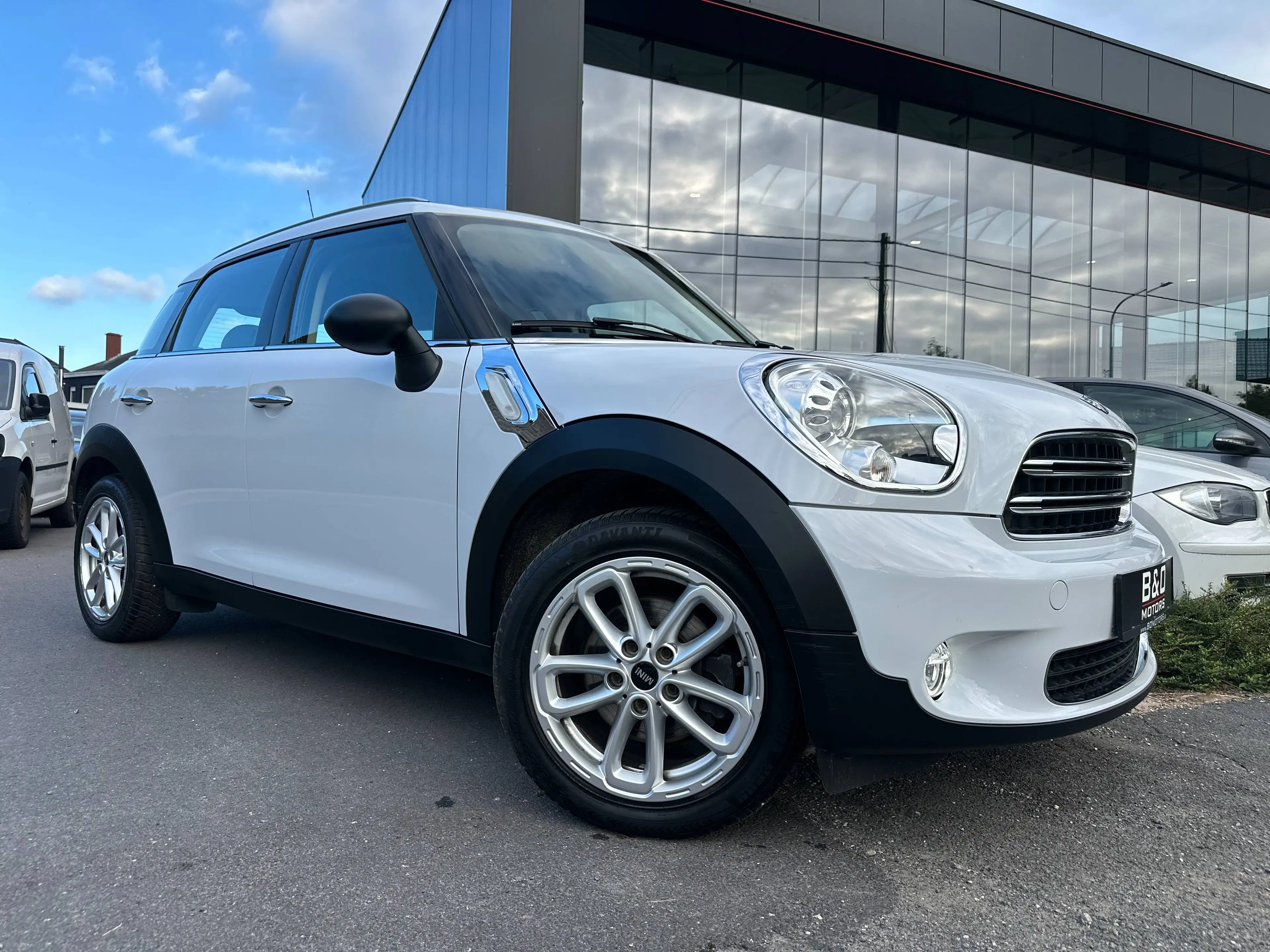 MINI One Countryman Mini 1.6i One Countryman Wit Xenon 5d Airco Stoelverw. — photo 9