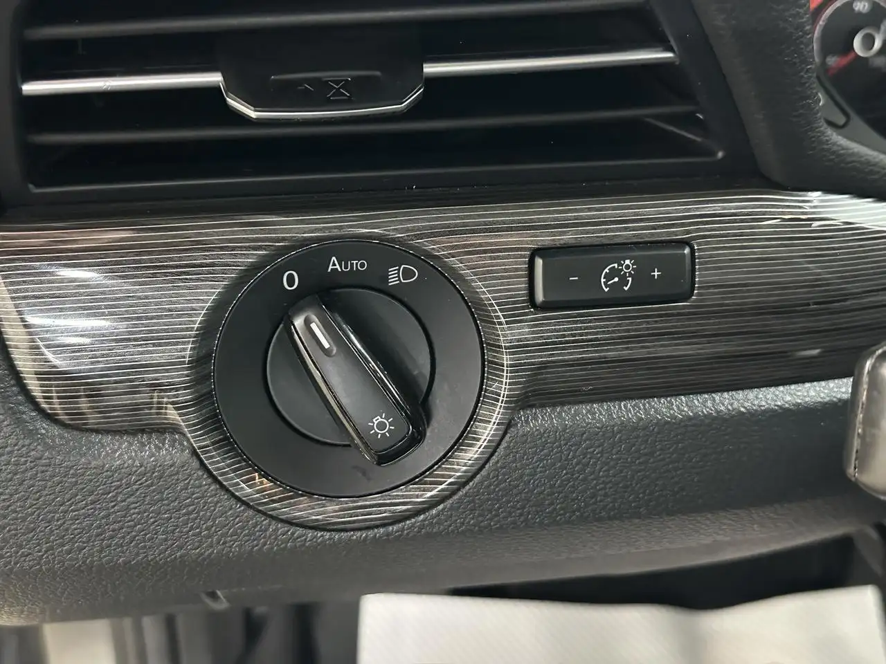Volkswagen Passat снимка Volkswagen Passat