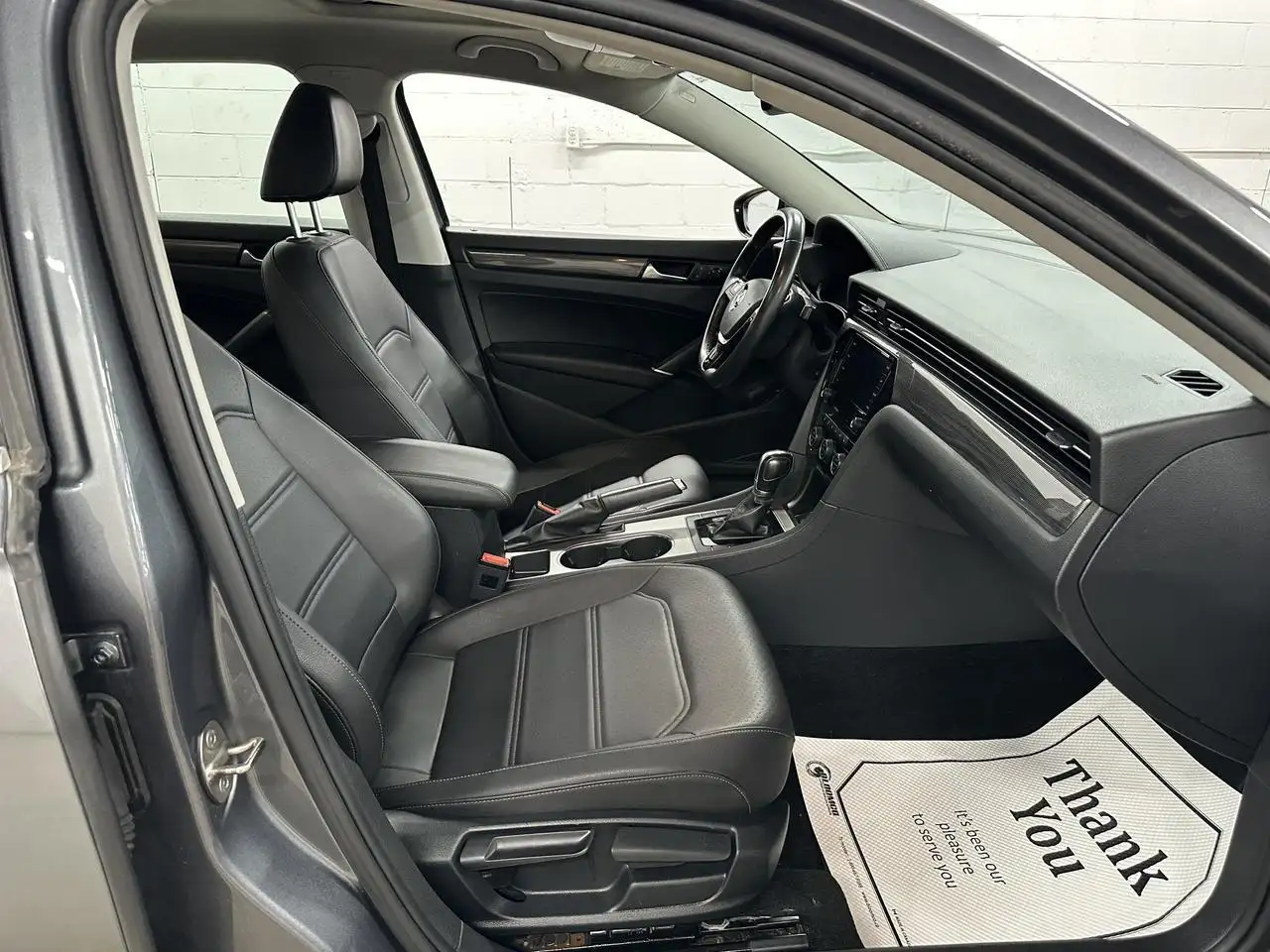 Volkswagen Passat снимка Volkswagen Passat