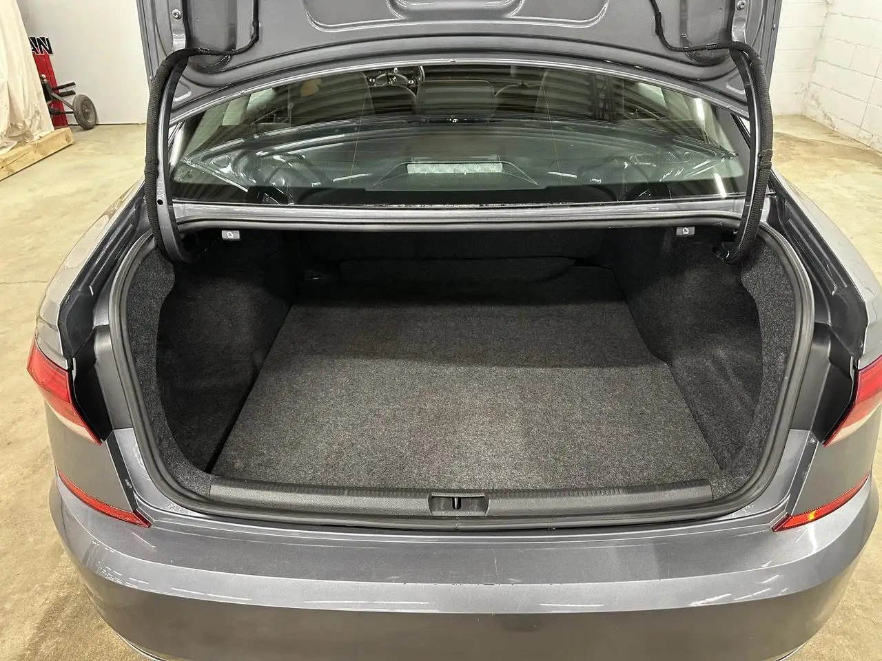 Volkswagen Passat снимка Volkswagen Passat
