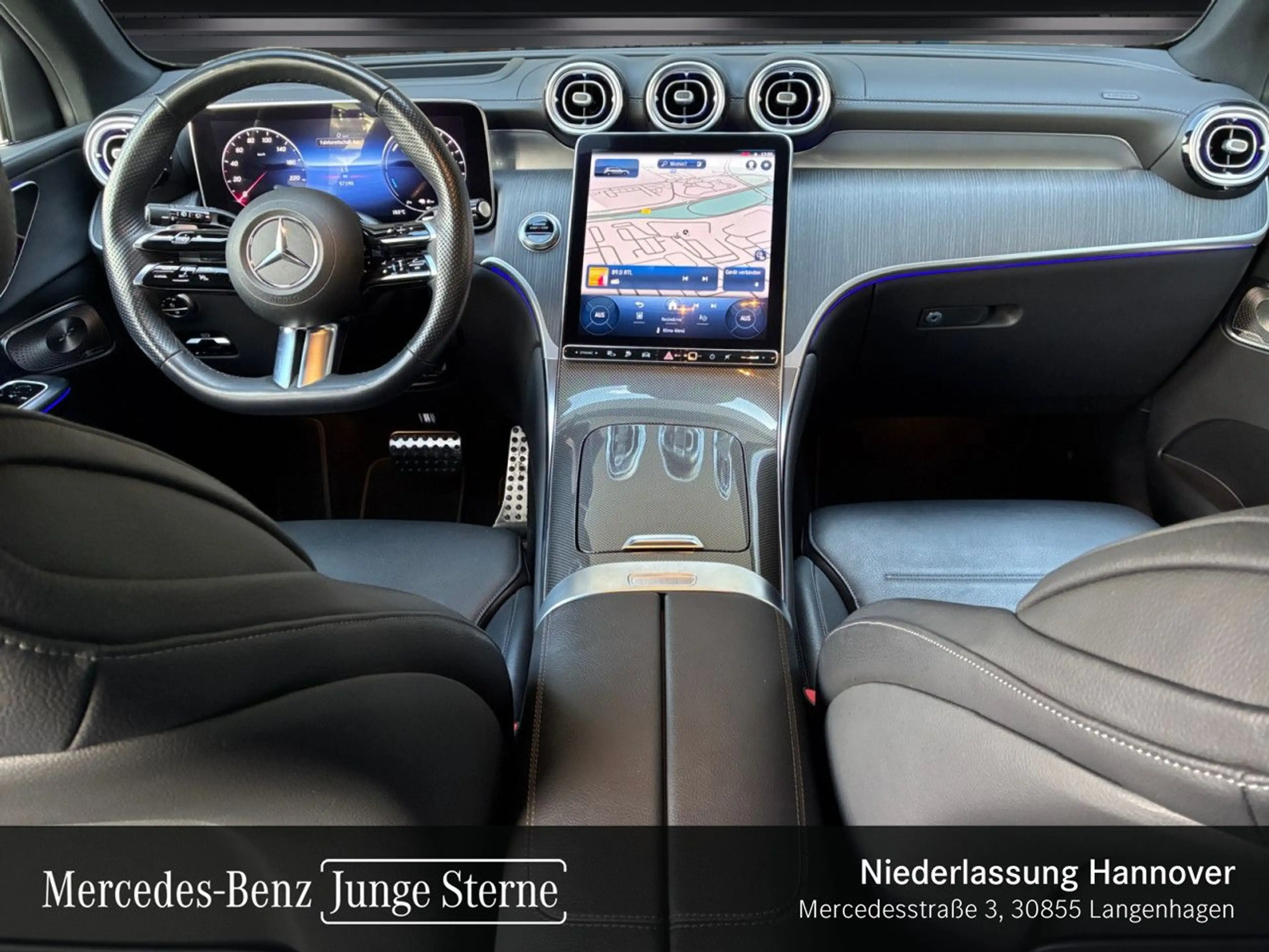 Mercedes-Benz GLC 400 e 4M AMG+NIGHT+PANO+360+BURMESTER+KEYLESS — photo 14
