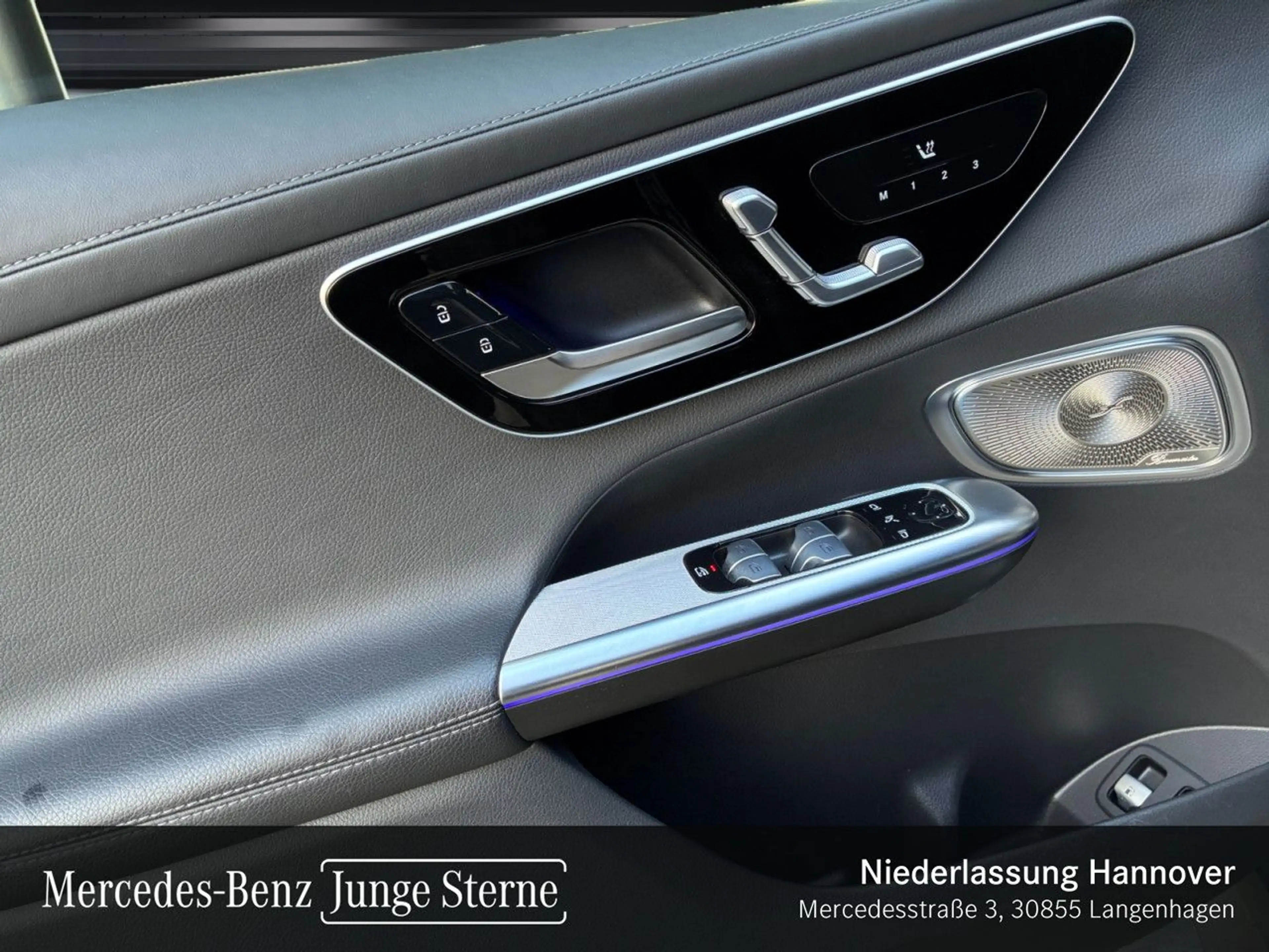 Mercedes-Benz GLC 400 e 4M AMG+NIGHT+PANO+360+BURMESTER+KEYLESS — photo 13