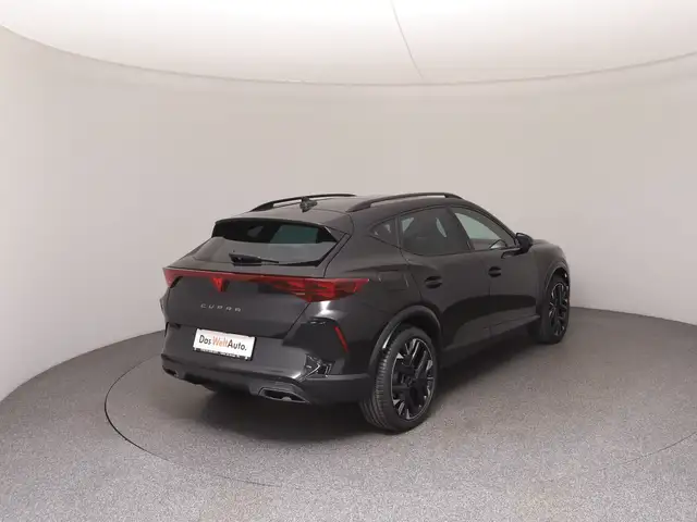 Cupra Formentor view 4