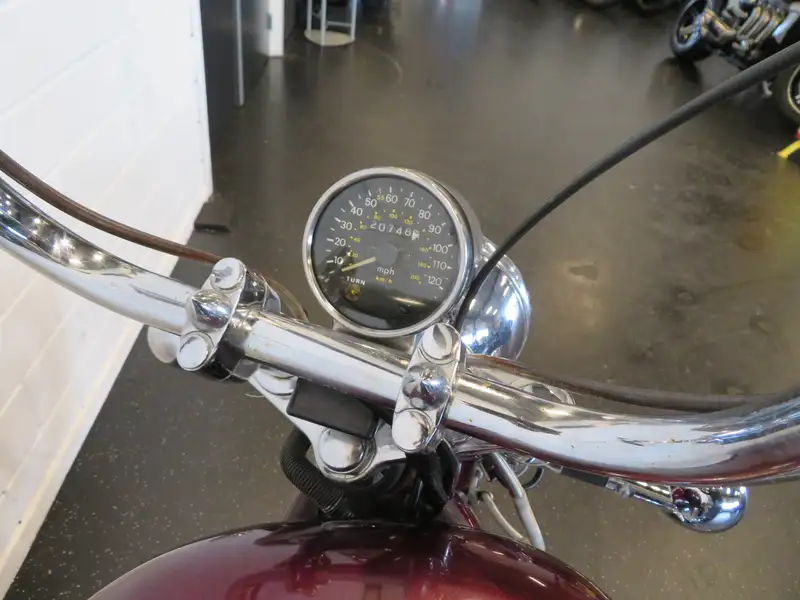 Suzuki VS 700 - foto 5