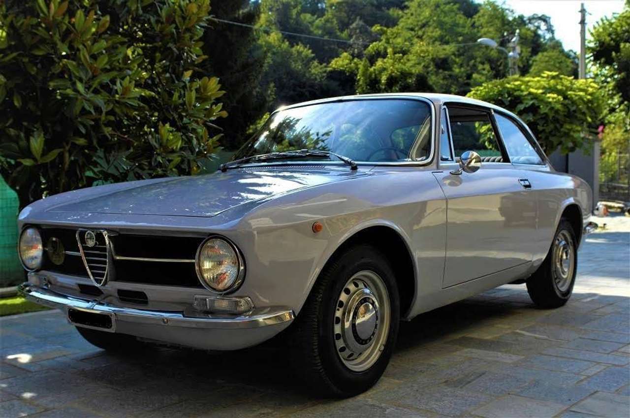Alfa Romeo GT JUNIOR 1300 ASI ORO
